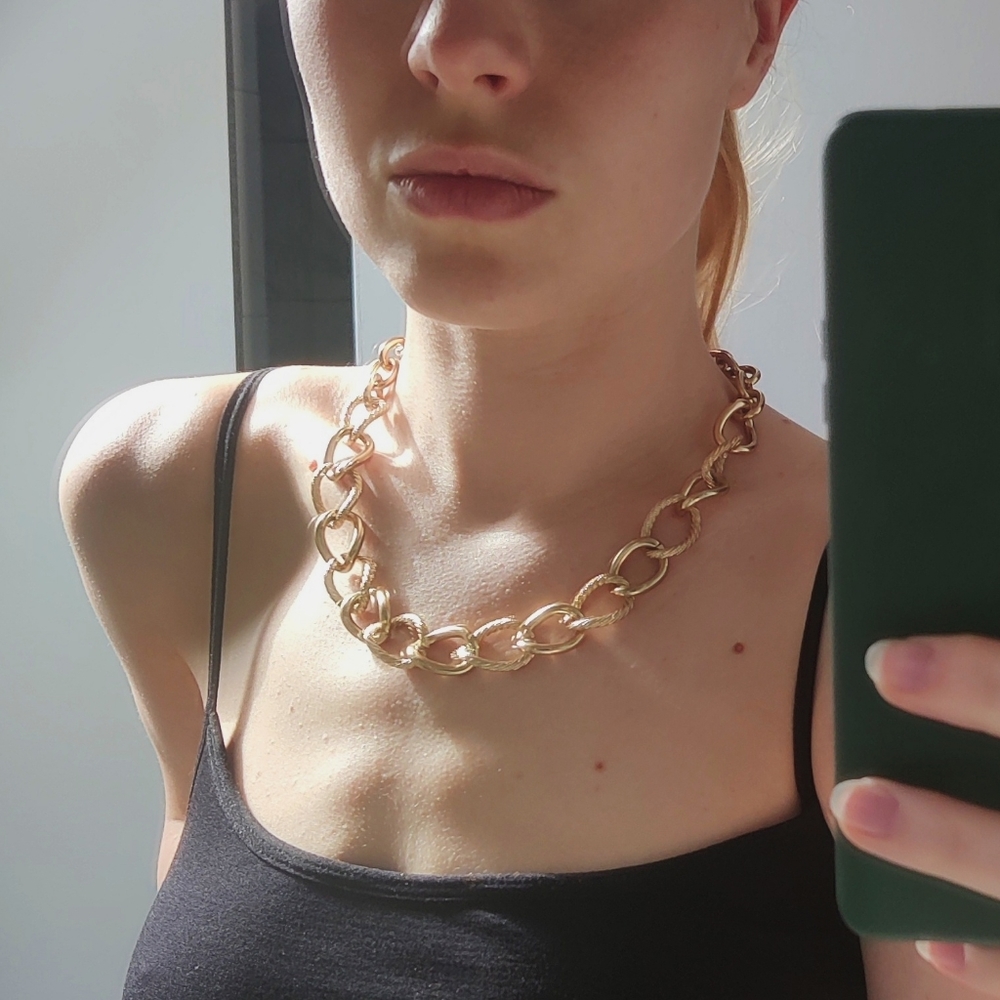 🚨LAST CHANCE🚨 ZARA • Vintage Gold Textured Chain Necklace